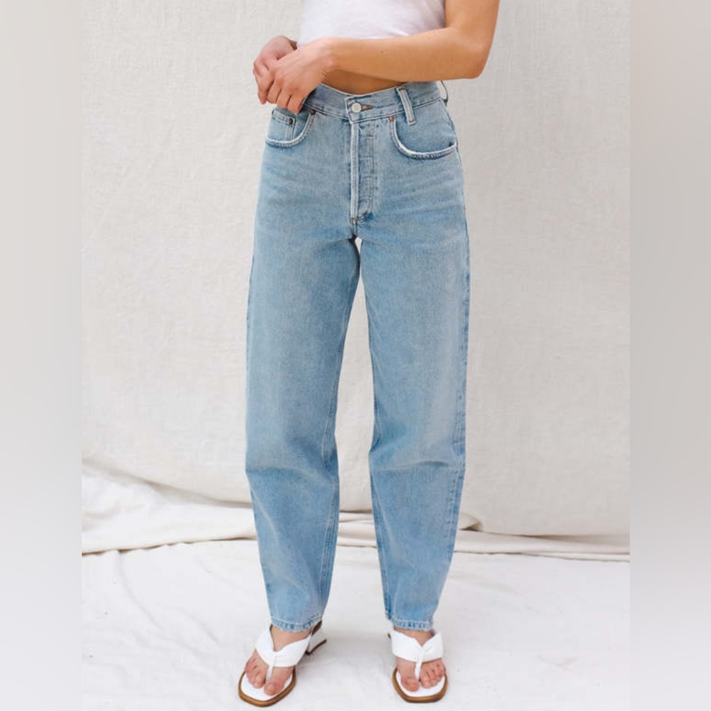 Agolde Tapered Baggy Jeans in Dimension